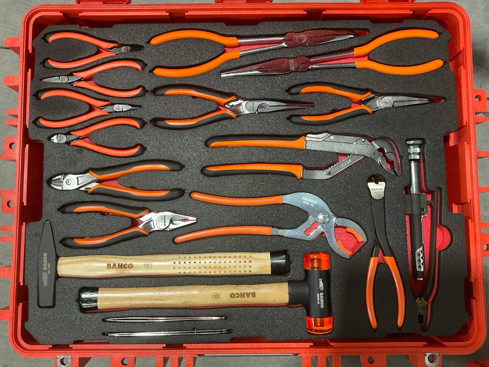 Red Box RBT305T