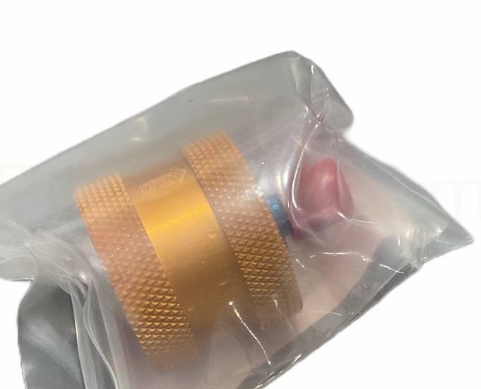 Buy Malabar 736-034 Replacement Reservoir Service Coupler | Pilot John