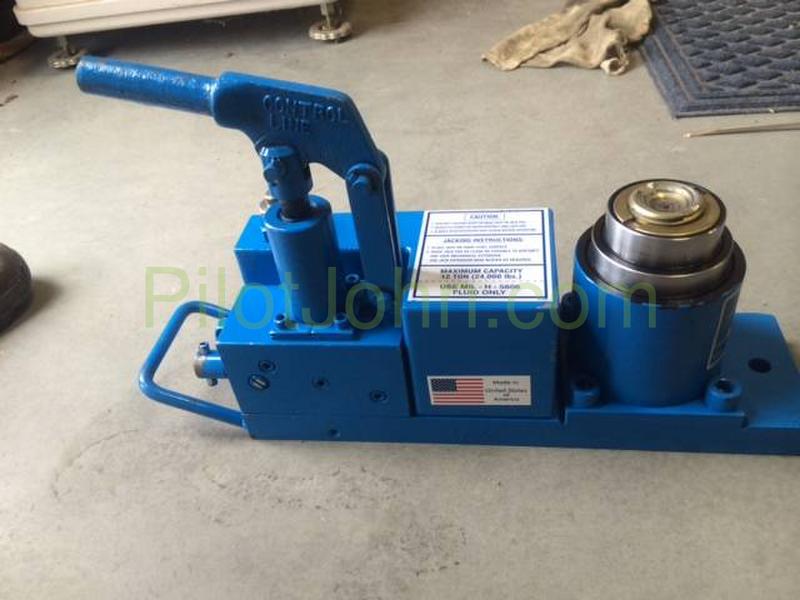 Used Tronair 027813C0100 Aircraft Axle Jack Pilot John