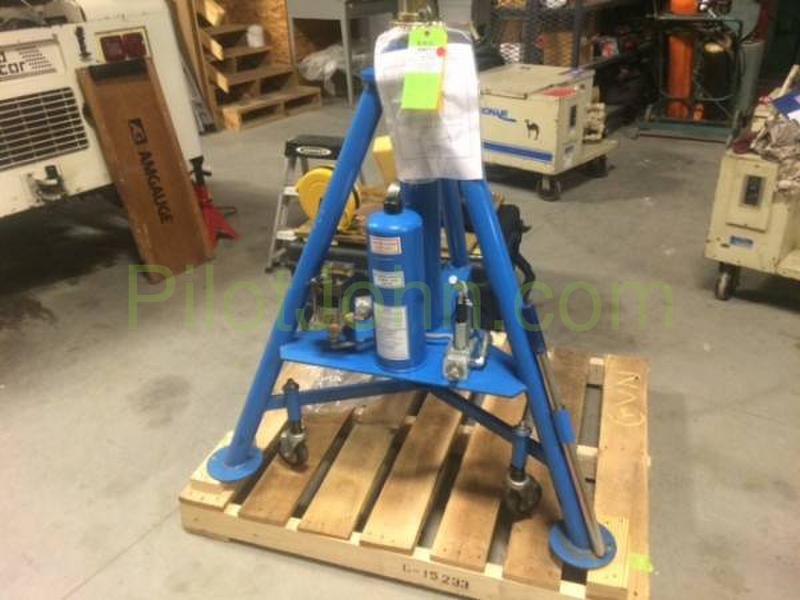 Used Tronair 0212480100 12 Ton Tripod Jack Pilot John