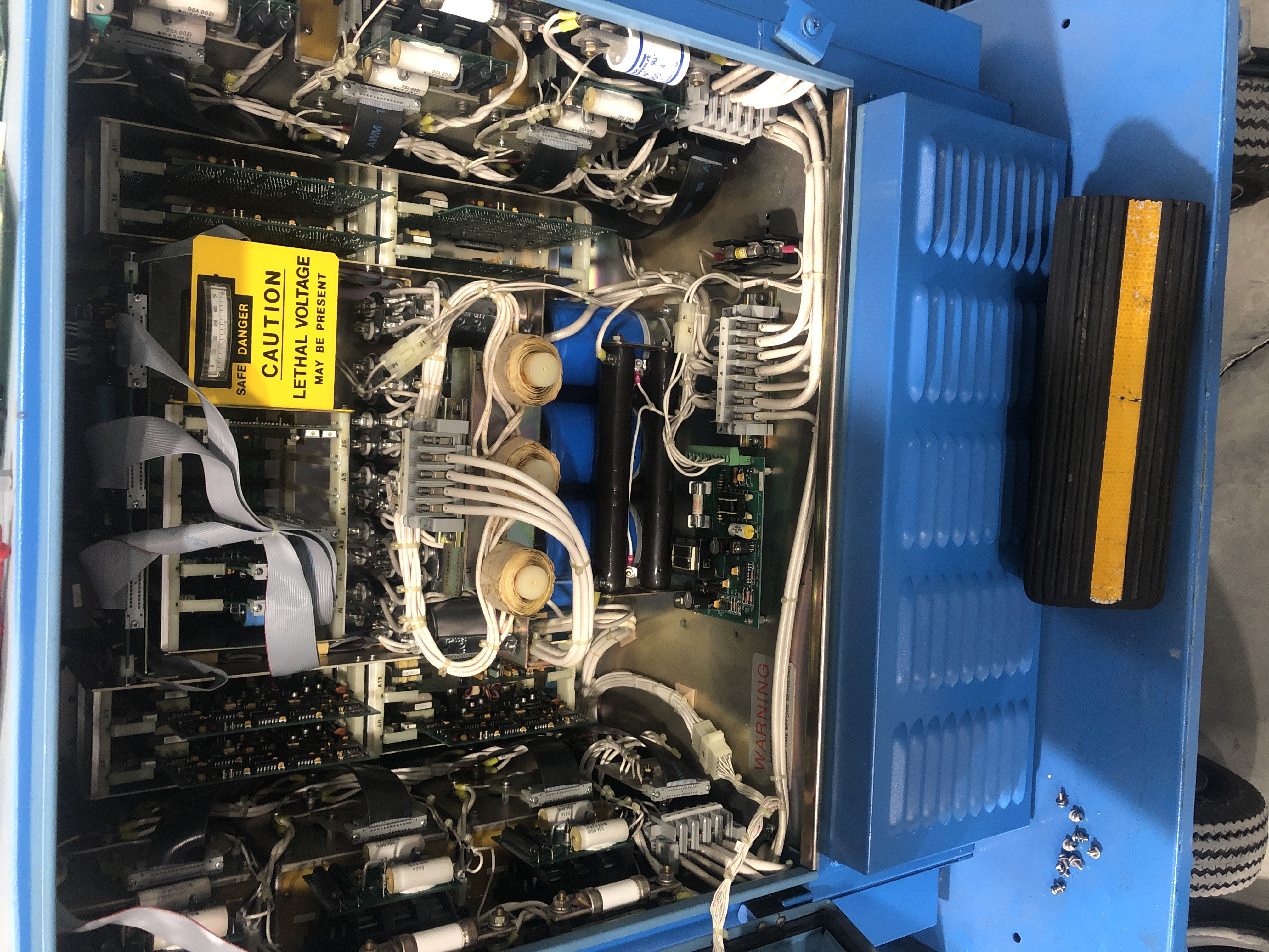 Taking a Look at the Inside of a Tronair Ground Power Unit (GPU)