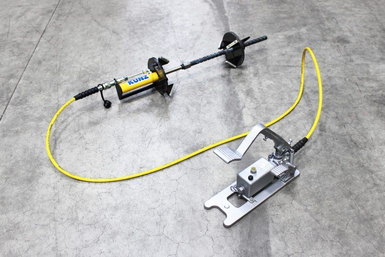 KUNZ 156.0000 &ndash; RimPull Aircraft Wheel and Tire Assembly Tool